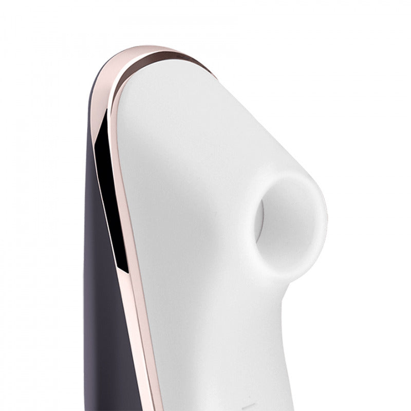 Detalle de la boca de succión del Satisfyer Traveler