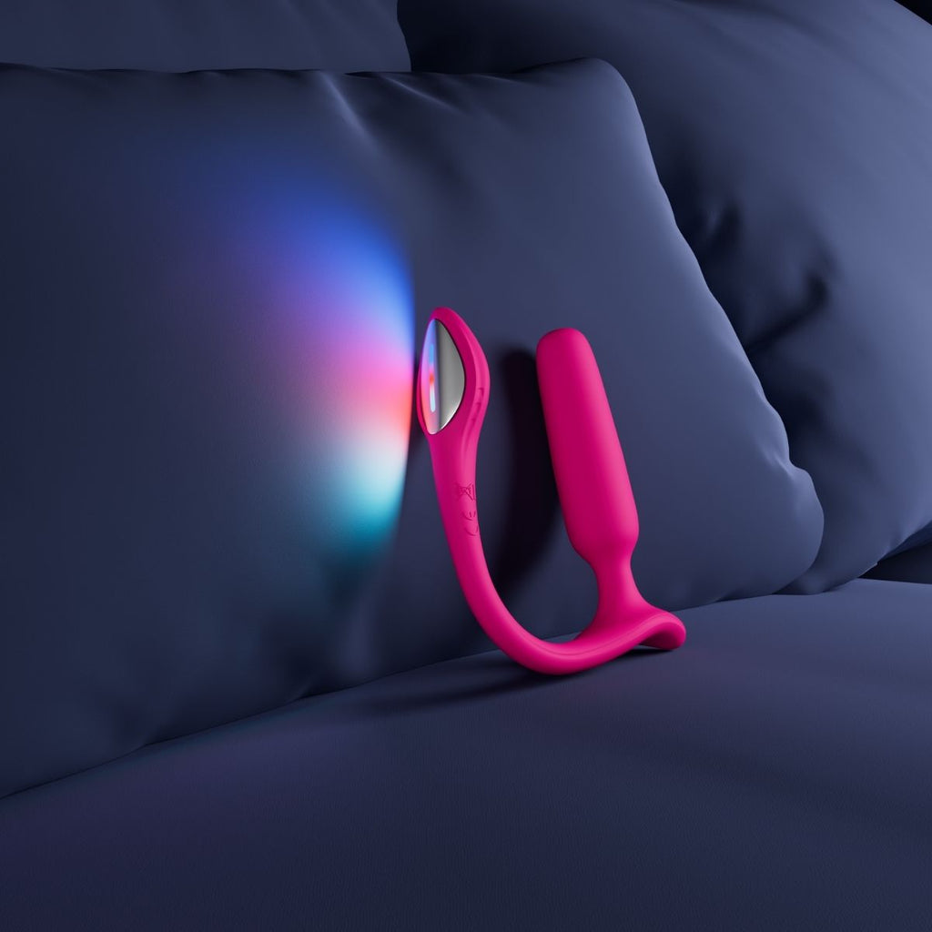 Lovense Lush Anal con luz LED en ambiente